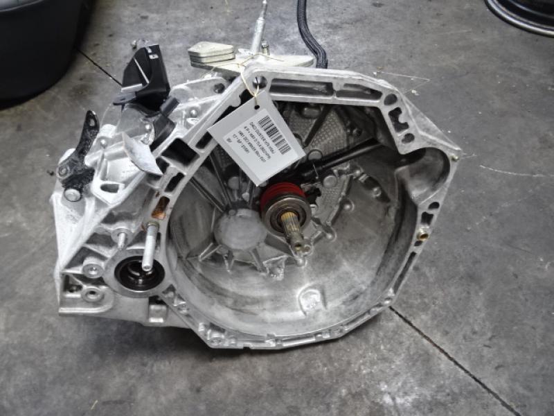 GEARBOX Dacia DUSTER 4/10 - 18