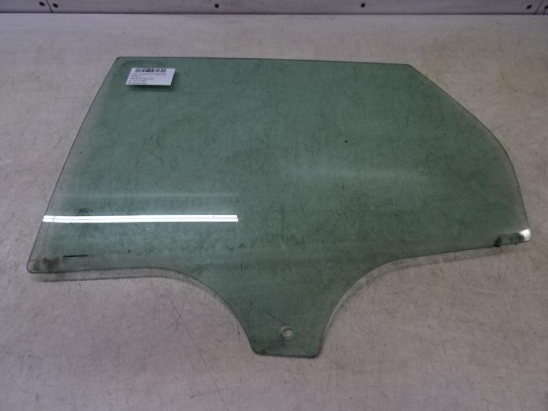 VITRE DE PORTE ARRIERE GAUCHE Ford FOCUS (4) 02/11 - 14