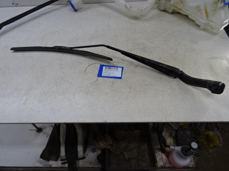 RUITENWISSERARM RECHTS VOOR Land Rover DISCOVERY SPORT (1) 14 - 5/2019
