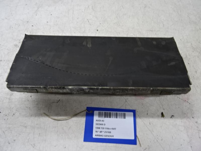 KNIE AIRBAG Audi A3 4D 4/16 - 20