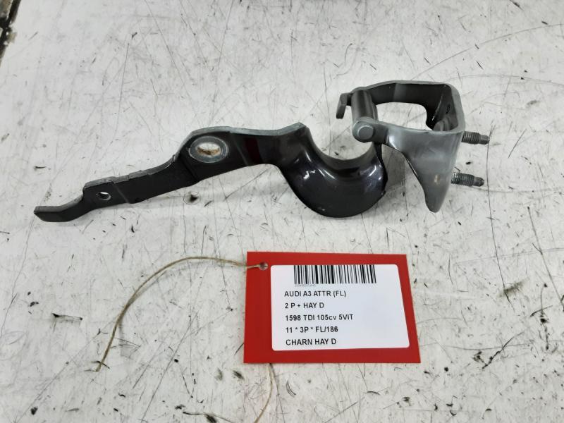 TAILGATE HINGE RIGHT Audi A3 8/08 - 12