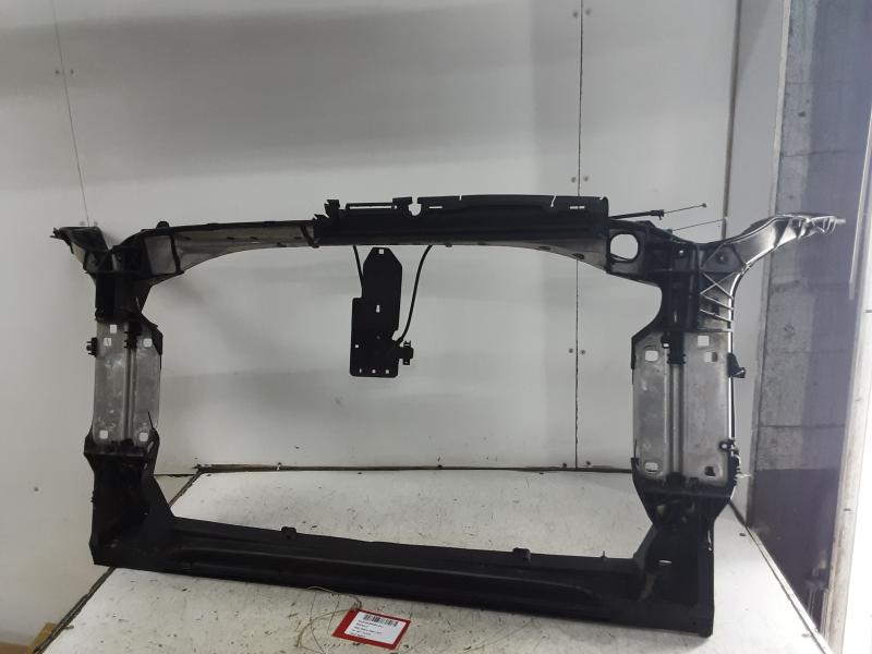 FACE AVANT Audi A6 6/18+