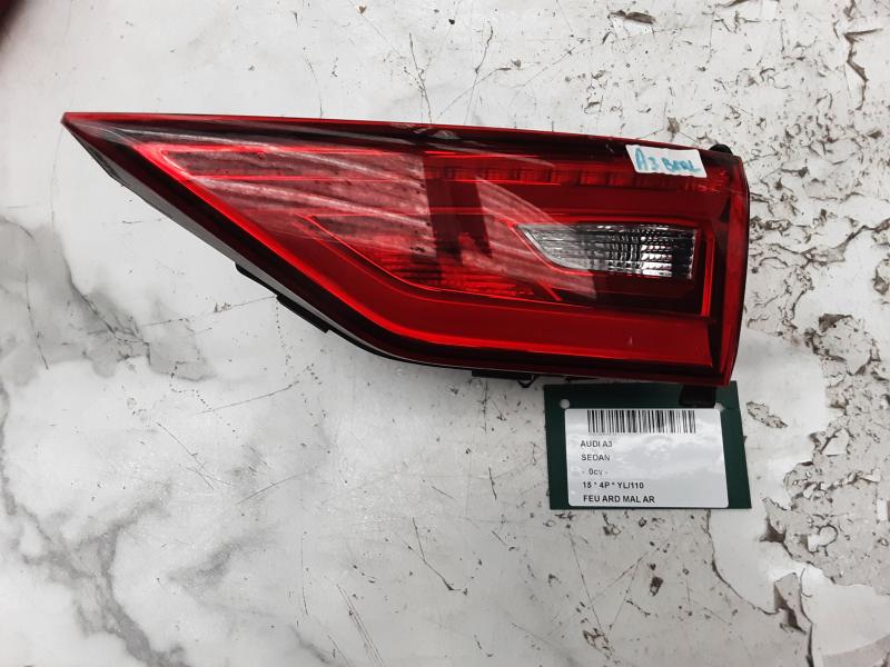 LICHT DEKSEL RECHTS Audi A3 4D 5/13 - 16