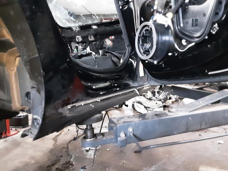 BAS DE CAISSE DROIT Audi A4 09/19 - 25