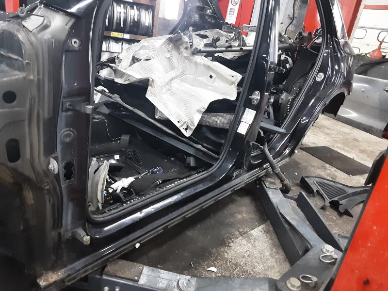 BAS DE CAISSE GAUCHE Vw T-ROC 10/17 - 4/22