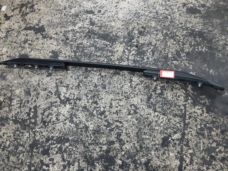 BARRE DE TOIT DROITE Dacia DUSTER 1/24+