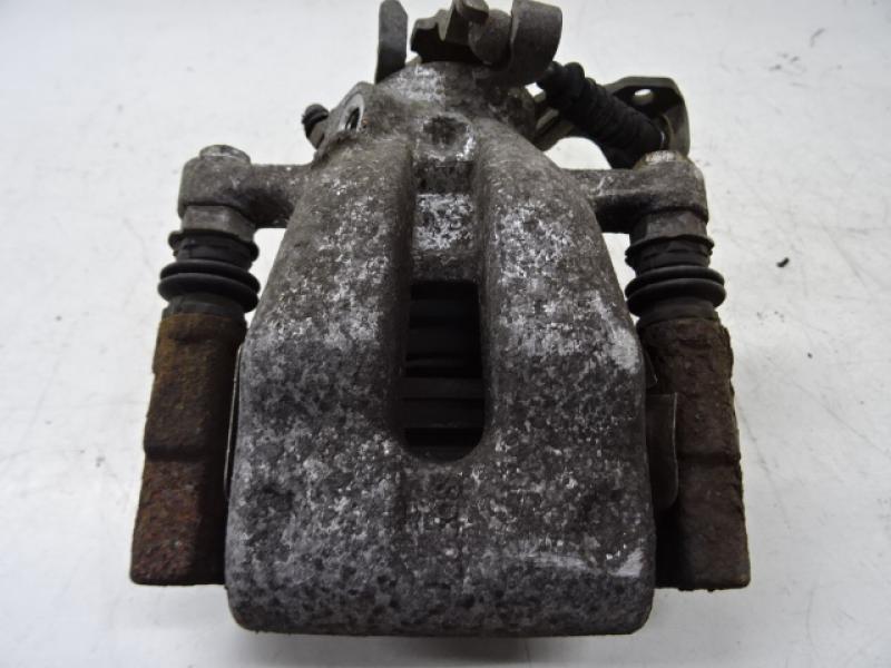 REMKLAUW ACHTER LINKS Opel ASTRA H 3/05 - 10 3P/D