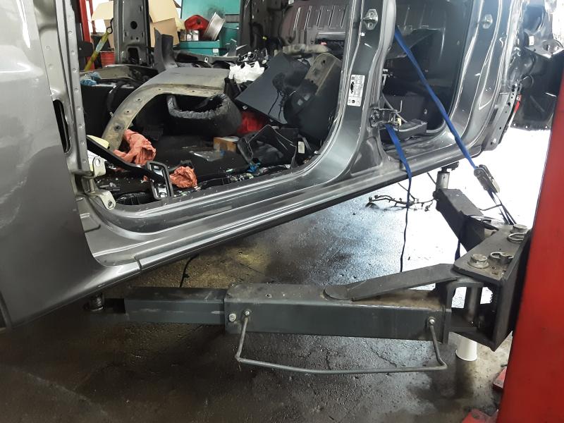 BAS DE CAISSE GAUCHE Ford RANGER (3) 02/19+ 2ème FaceLift
