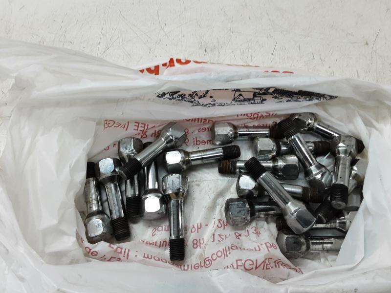 KIT WHEEL SCREWS Ferrari GTC4LUSSO