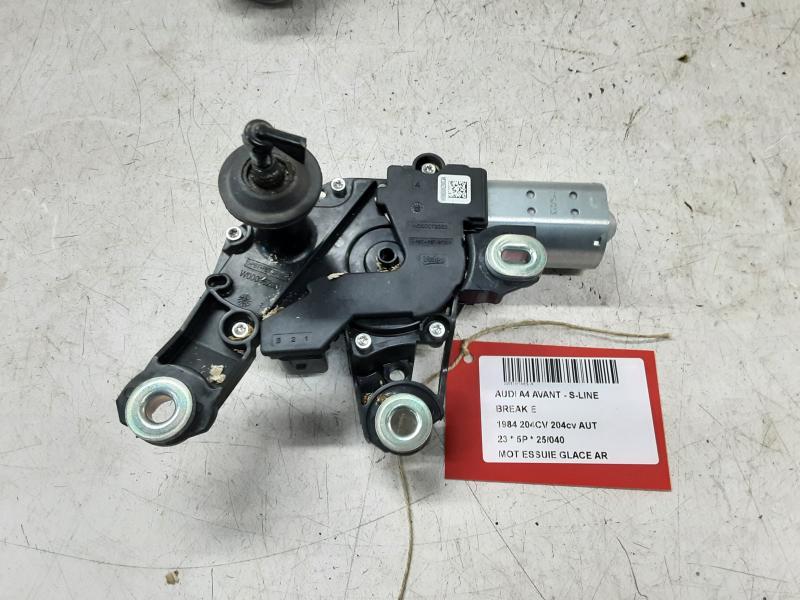 MOTEUR D'ESSUIE-GLACE ARRIERE Audi A4 09/19 - 25