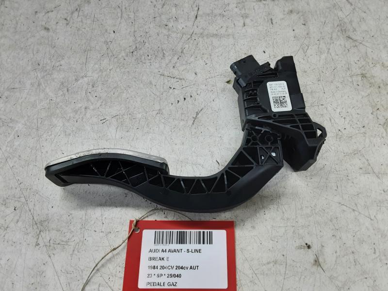 GASPEDAL Audi A4 09/19 - 25