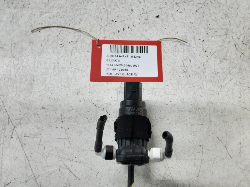 MOTOR RUITENWASSERS VOOR Audi A4 09/19 - 25