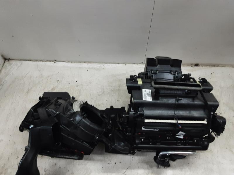 BLOC CHAUFFAGE Audi A4 09/19 - 25