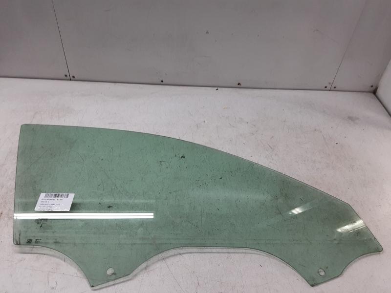 VITRE DE PORTE AVANT DROITE Audi A4 09/19 - 25