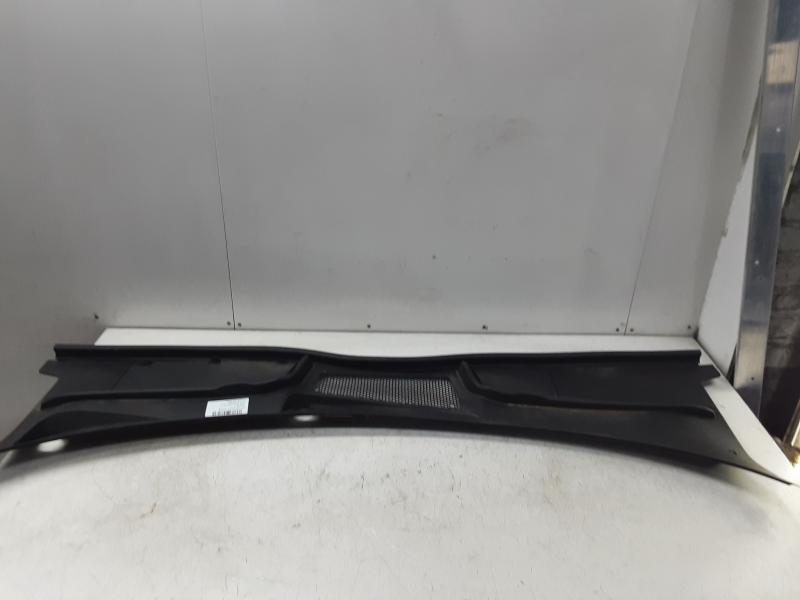 PLASTIQUE AVANT Audi A4 09/19 - 25