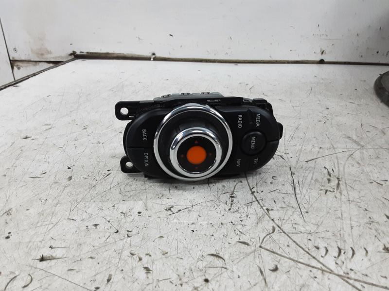 COMMANDE MMI Mini F56 3-portes : 11/13 >