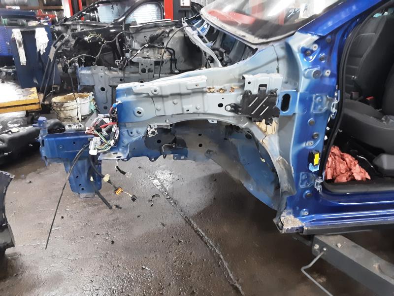 BINNENSPATBORD VOOR LINKS Dacia SANDERO 1/21 +