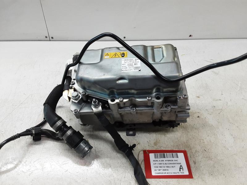 ACCULADER HOGE VOLTE Mercedes-Benz A W177 18 - 2/23