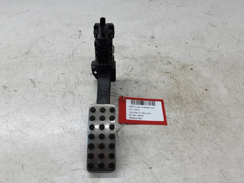 ACCELERATOR PEDAL Mercedes-Benz A W177 18 - 2/23