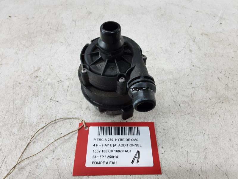 POMPE A EAU Mercedes-Benz A W177 18 - 2/23