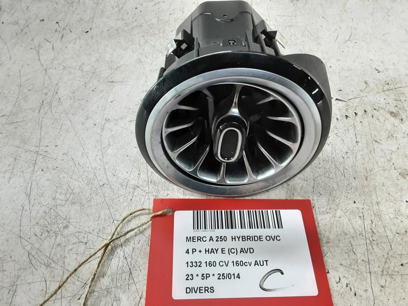 DIVERS Mercedes-Benz A W177 18 - 2/23
