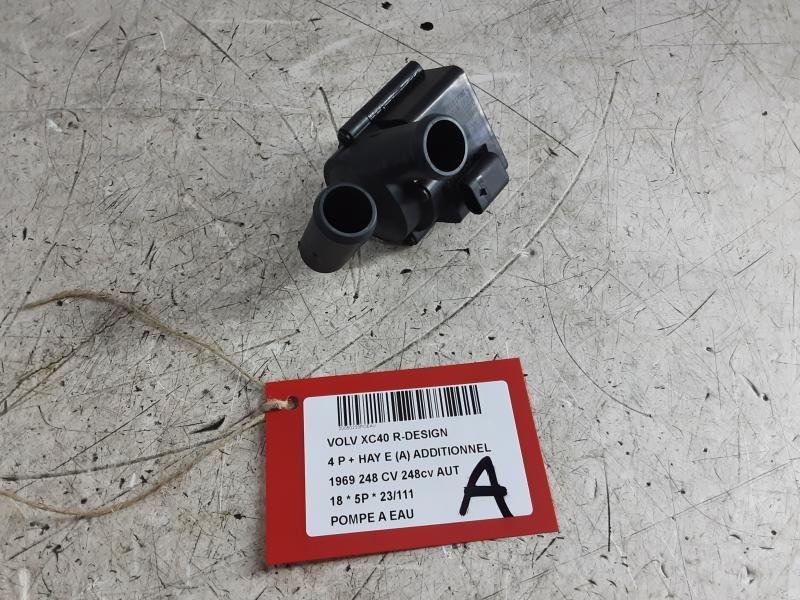 POMPE A EAU Volvo XC40 3/18+