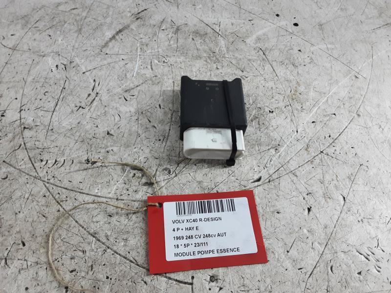 KRAFTSTOFFPUMPENMODUL Volvo XC40 3/18+