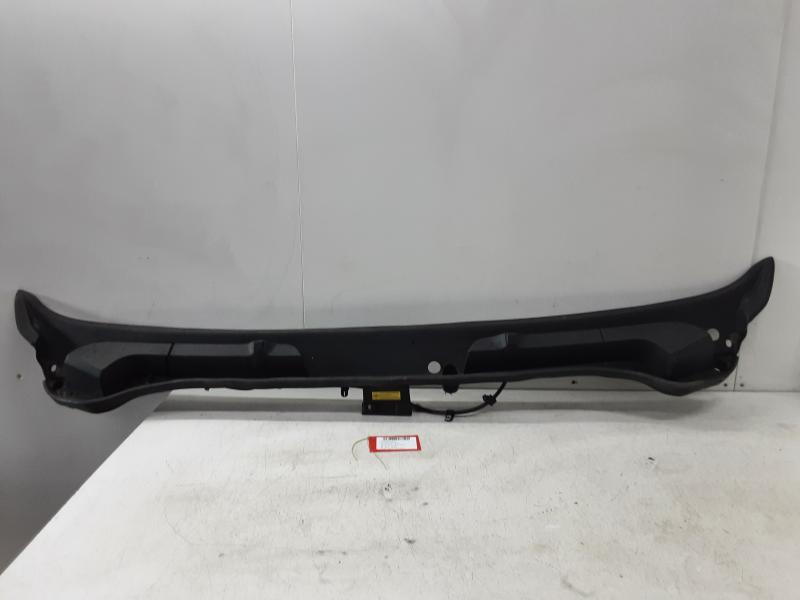 PLASTIQUE D'AUVENT Peugeot BOXER 14+