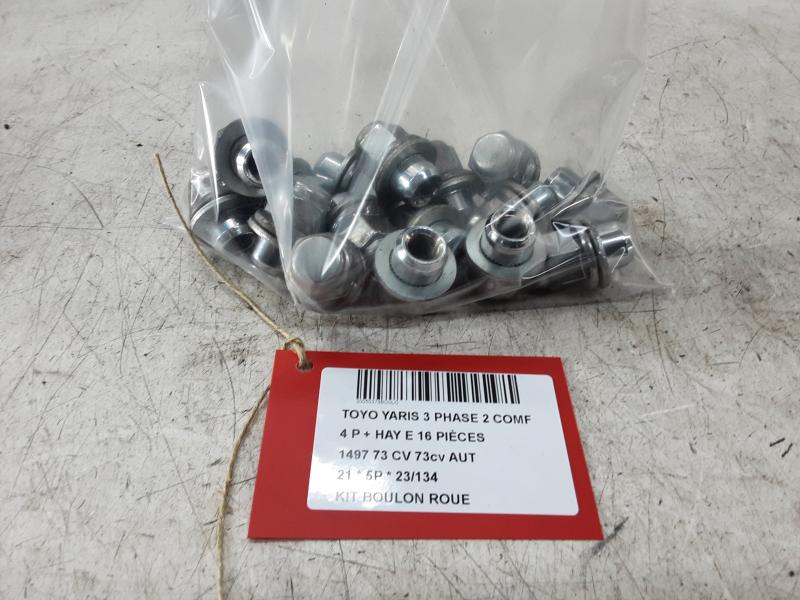 KIT WHEEL SCREWS Toyota YARIS (5) 9/14 - 2/20