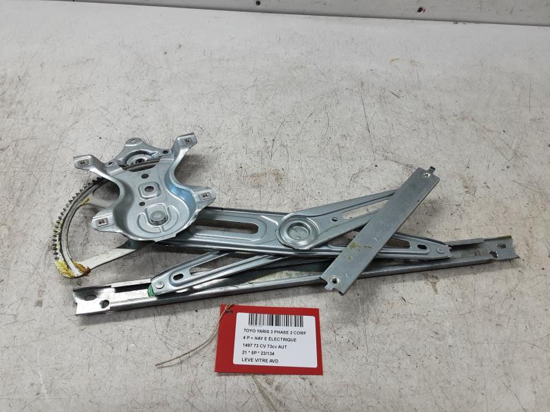 FENSTERMECHANIK TÜRIG RECHTS VORNE Toyota YARIS (5) 9/14 - 2/20