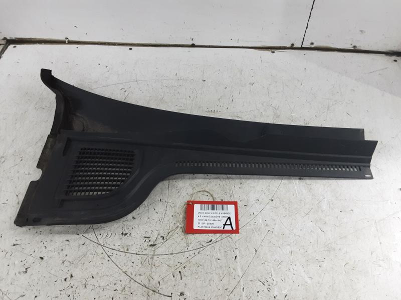 PLASTIQUE D'AUVENT Vw GOLF VIII 2/20+