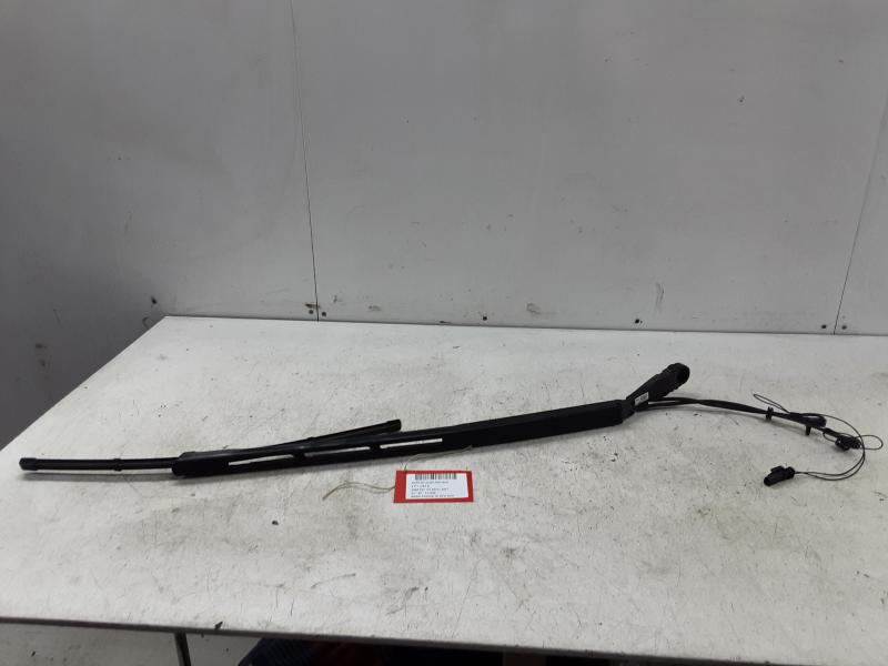 RIGHT FRONT WIPER ARM Audi SQ7