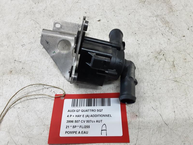 POMPE A EAU Audi SQ7