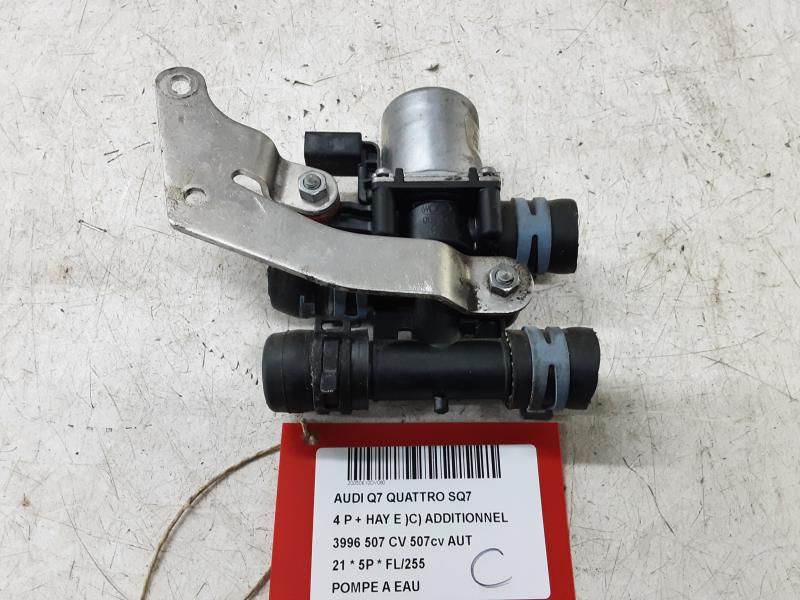 POMPE A EAU Audi SQ7