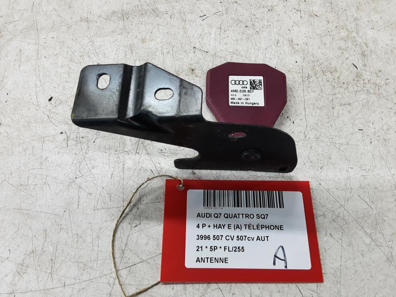 ANTENNA Audi SQ7