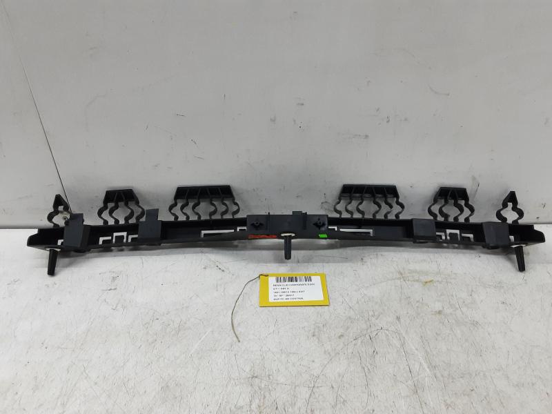 SUPPORT PARE-CHOCS ARRIERE CENTRAL Renault CLIO V 06/19+