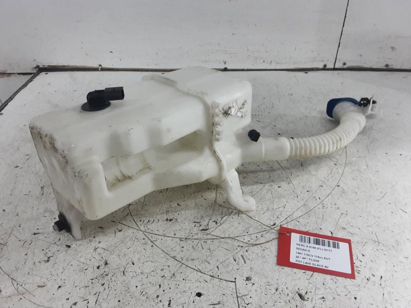 RUITENWASRESERVOIR VOOR Mercedes-Benz A W177 18 - 2/23