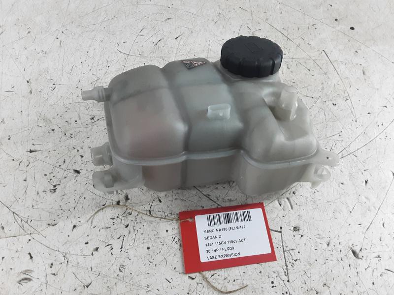 VASE D'EXPANSION Mercedes-Benz A W177 18 - 2/23