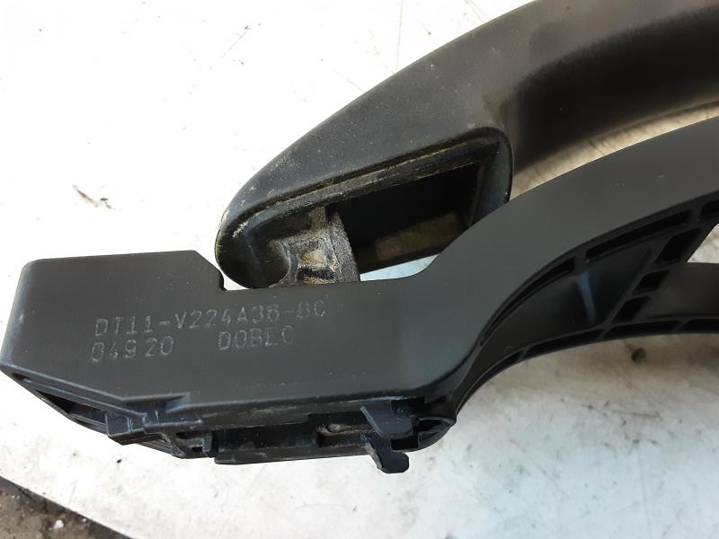 POIGNEE DE PORTE AVANT DROITE Ford 