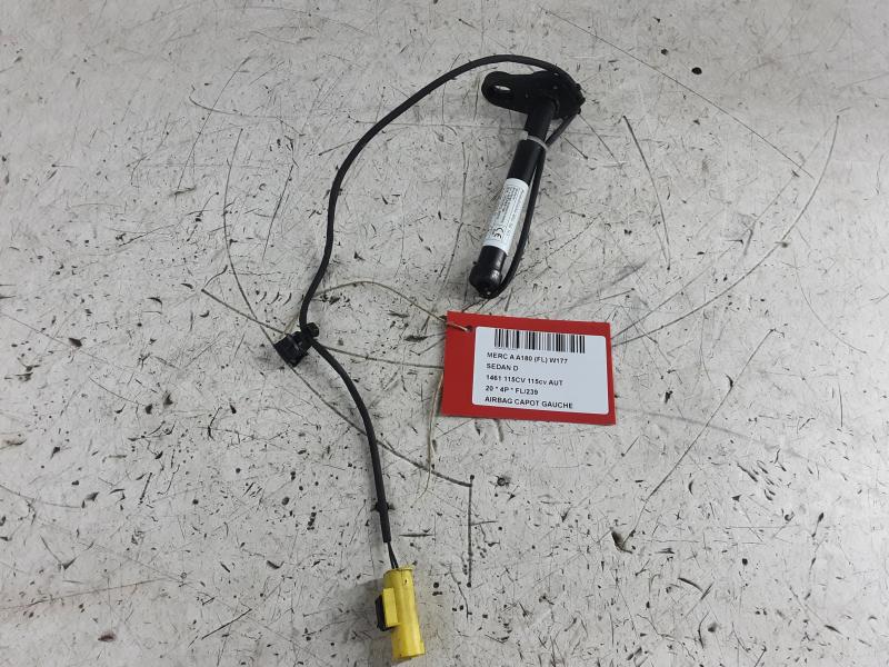 AIRBAG LINKE MOTORHAUBE Mercedes-Benz A W177 18 - 2/23