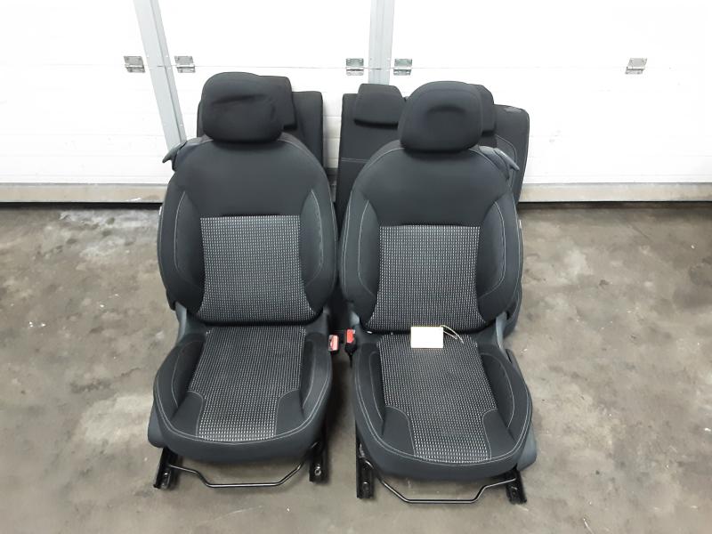 INTERIEUR Peugeot 