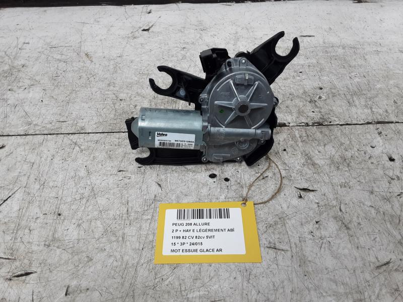 MOTEUR D'ESSUIE-GLACE ARRIERE Peugeot 