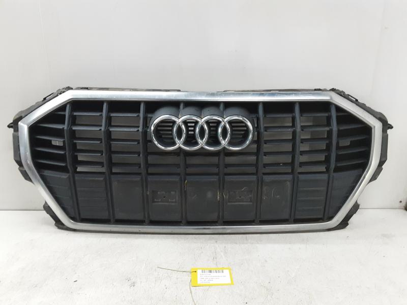 CALANDRE Audi Q3 11/18+