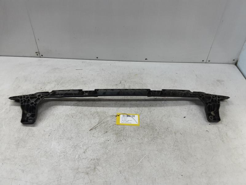 SUPPORT PARE-CHOCS ARRIERE CENTRAL Audi Q3 11/18+