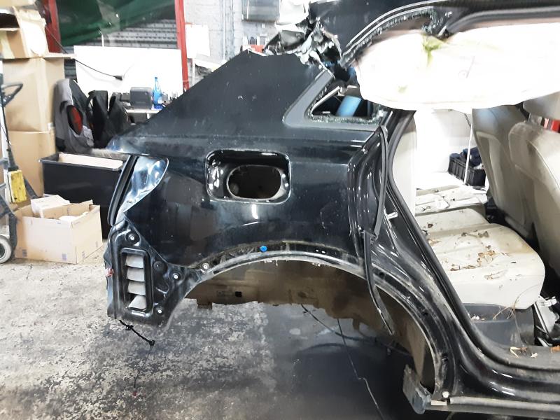 SPATBORD ACHTER RECHTS Audi Q3 11/18+