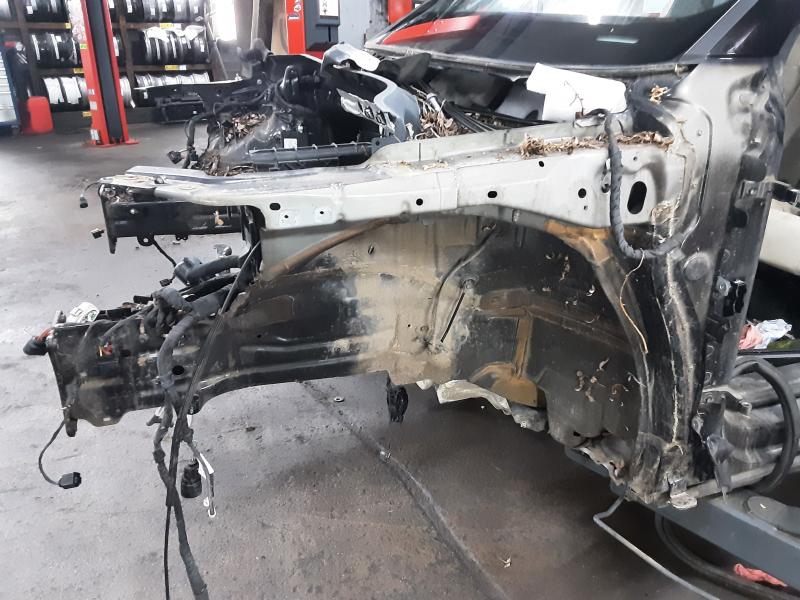 BINNENSPATBORD VOOR LINKS Audi Q3 11/18+