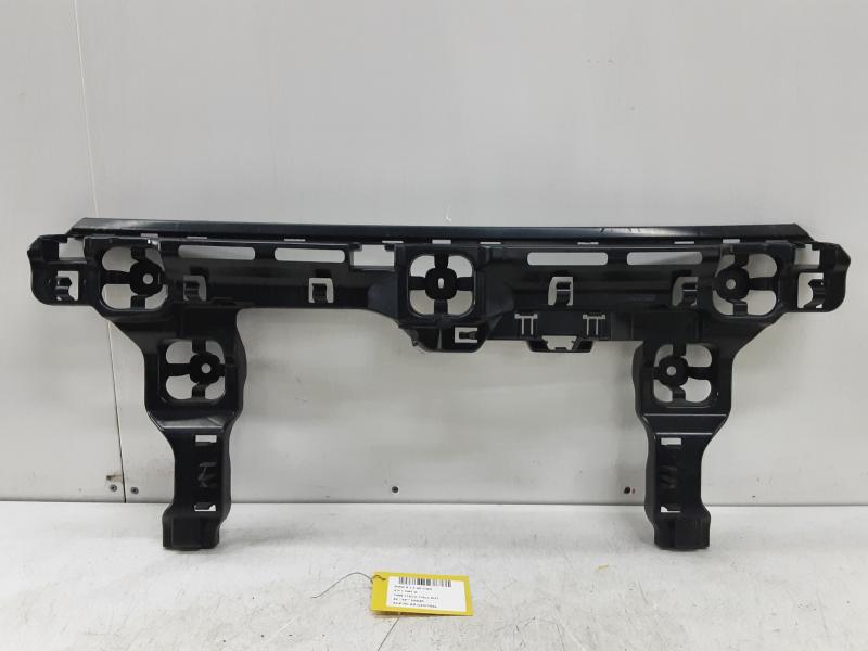 SUPPORT PARE-CHOCS ARRIERE CENTRAL Bmw 1 F40 7/19+