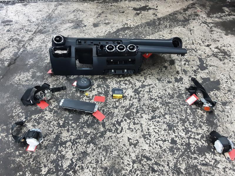 KIT D'AIRBAG Mercedes-Benz A W177 18 - 2/23