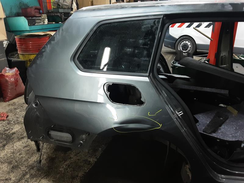 SPATBORD ACHTER RECHTS Vw GOLF VII 1/17 - 2/20 FaceLift