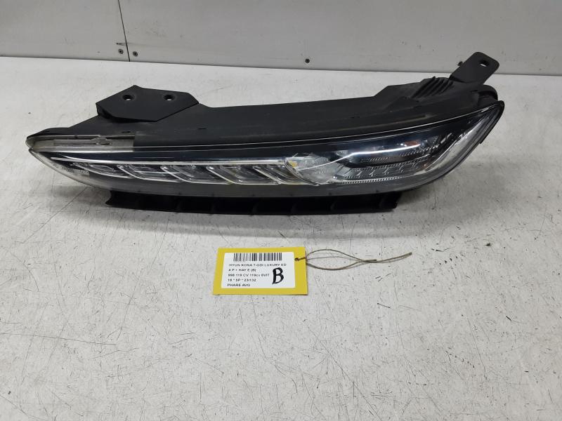 HEADLIGHT LEFT Hyundai KONA 10/17 - 23